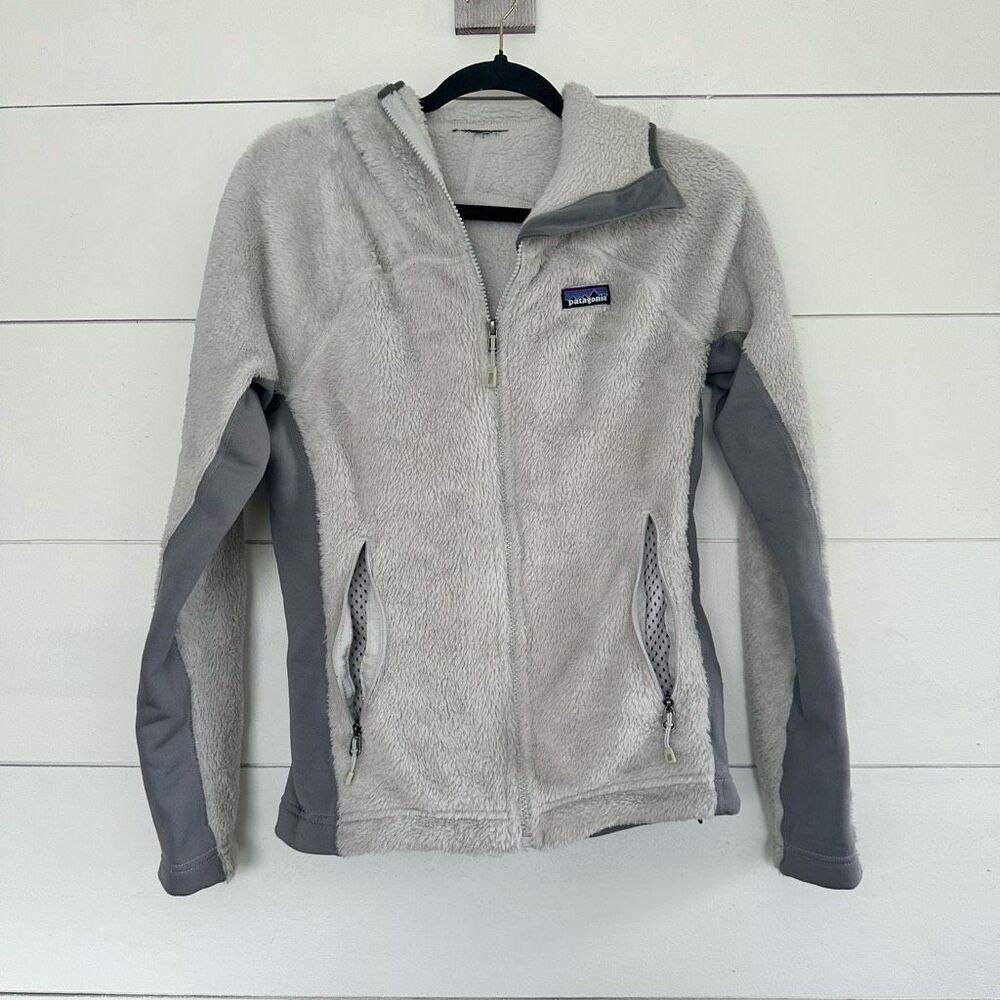 Patagonia Women’s Small Grey Fur Hoodie Jacket